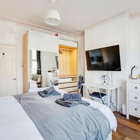 Lovely 2 Bedroom Ground Floor Flat With Garden. London Exterior photo