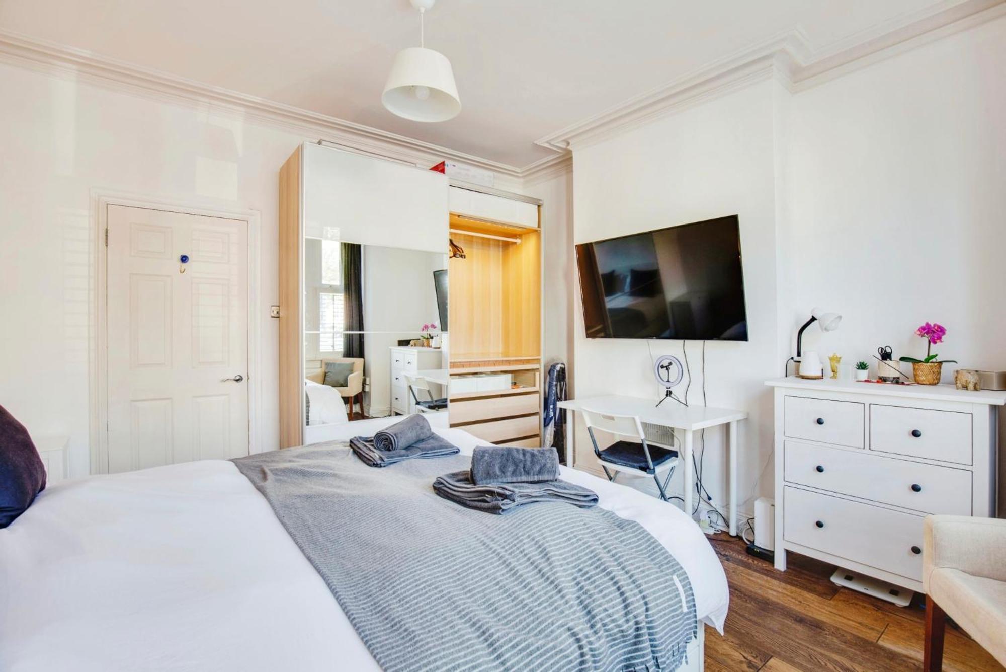 Lovely 2 Bedroom Ground Floor Flat With Garden. London Exterior photo