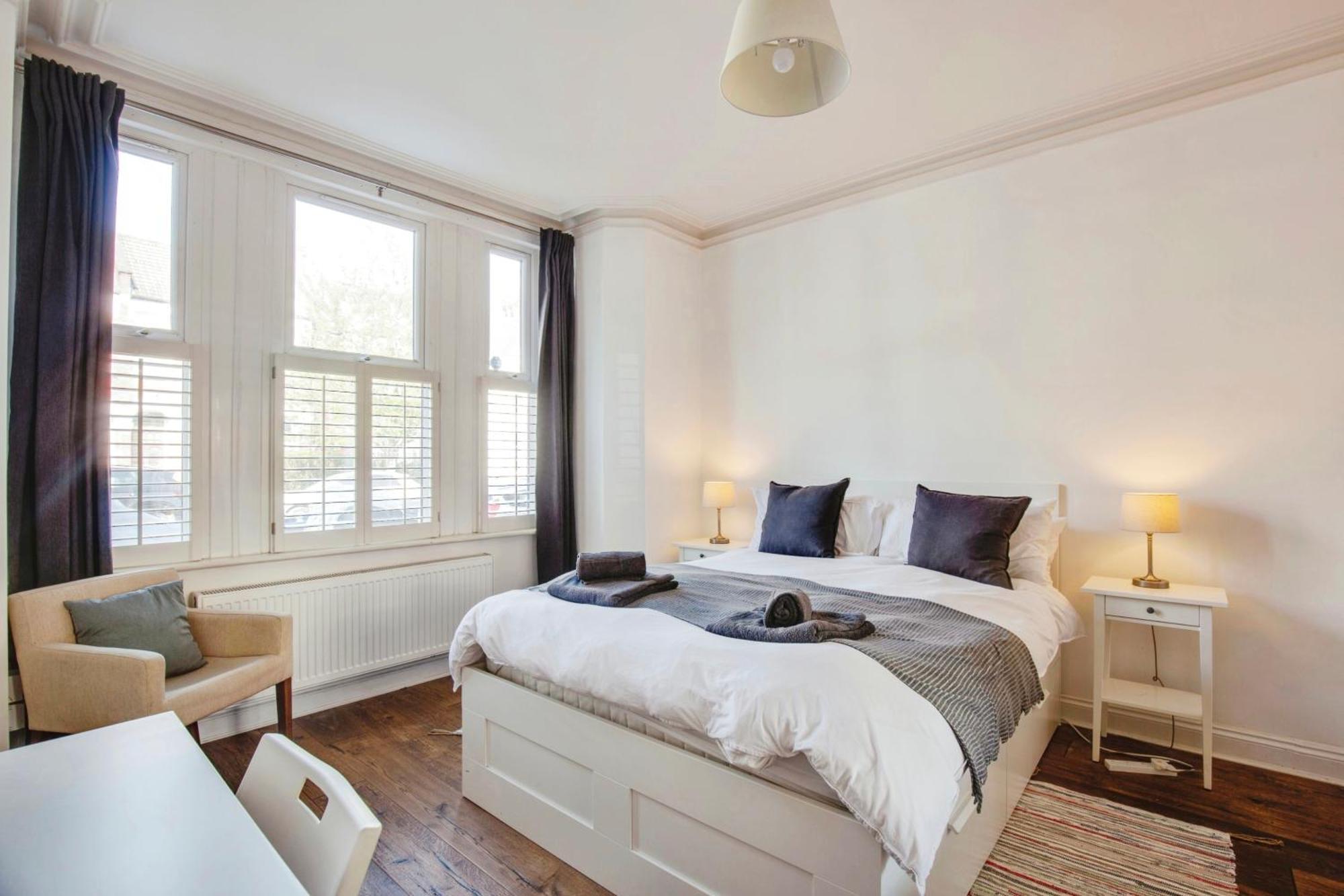 Lovely 2 Bedroom Ground Floor Flat With Garden. London Exterior photo
