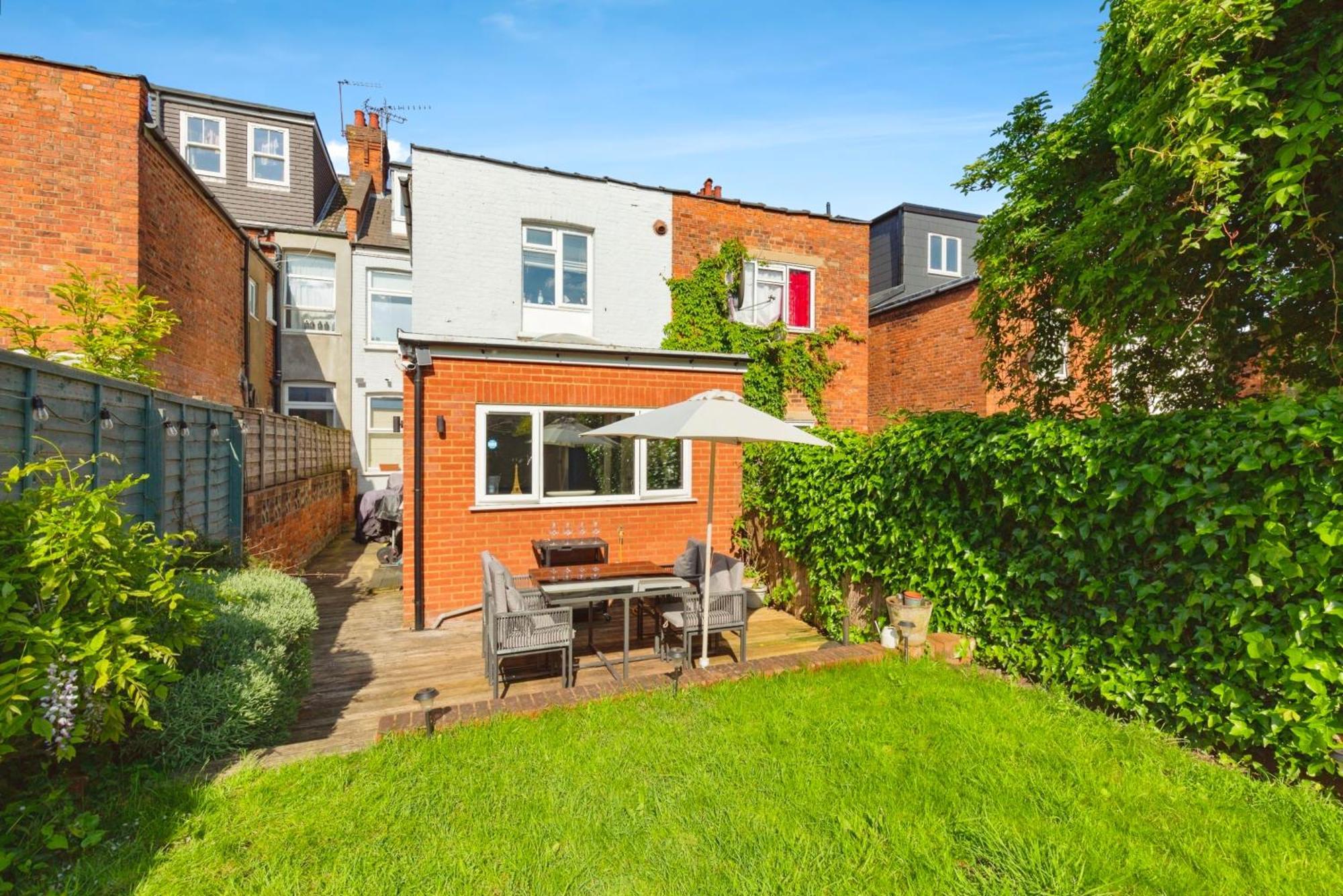 Lovely 2 Bedroom Ground Floor Flat With Garden. London Exterior photo